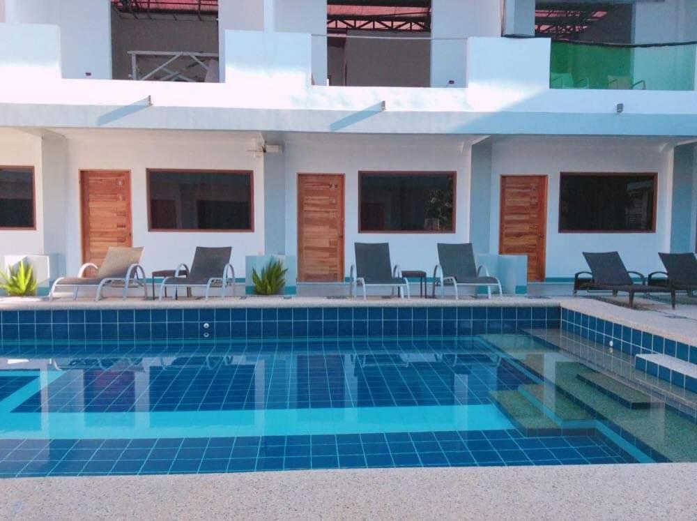 Ocean Holic Resort Tagbilaran Extérieur photo